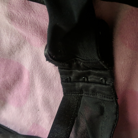 Bra 42dd black lace underwire. No padding.serenada brand.NWOT - Picture 9 of 10